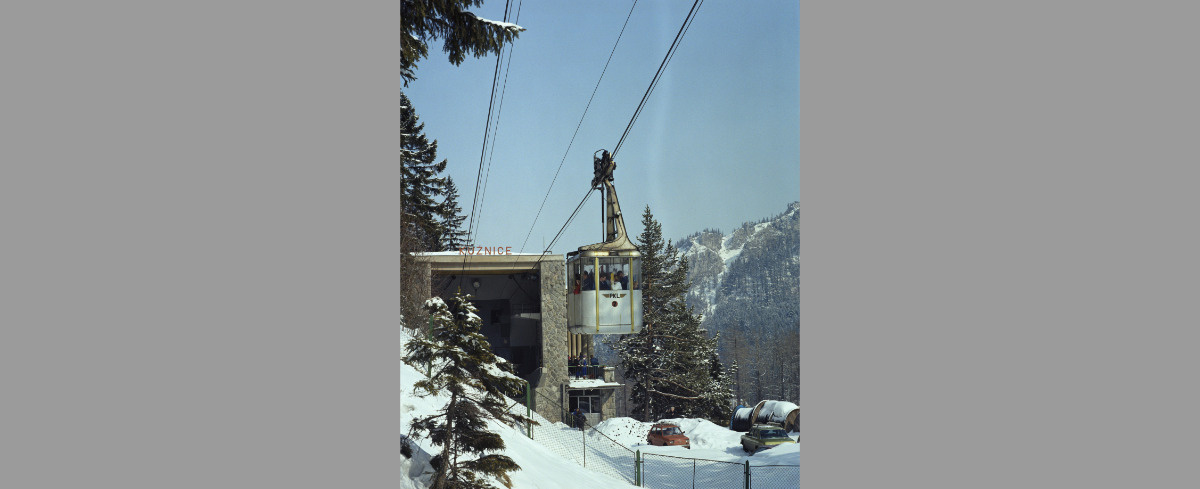 Historia jednej fotografii z Bazy Zdjęć PAP: 90 lat temu pierwsi turyści wjechali na Kasprowy Wierch