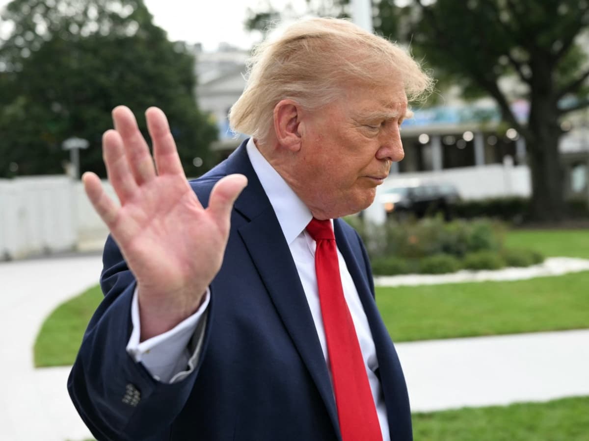 Trump odrzuca siedmiodniowy plan Iranu dotyczący zakończenia wojny i ponownego otwarcia Cieśniny Ormuz.