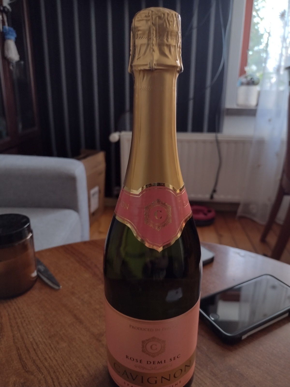 KOCHANIIIIIII!!!!! MAMY TO! Moje marzenia się spełniły! Dołączam do grona osób zatrudnionych na umowę o pracę w normalnej firmie!!!! Dziękuję wszystkim i każdemu z osobna za trzymanie kciuków :heart::heart::heart: #praca #zatrudnienie #szampan