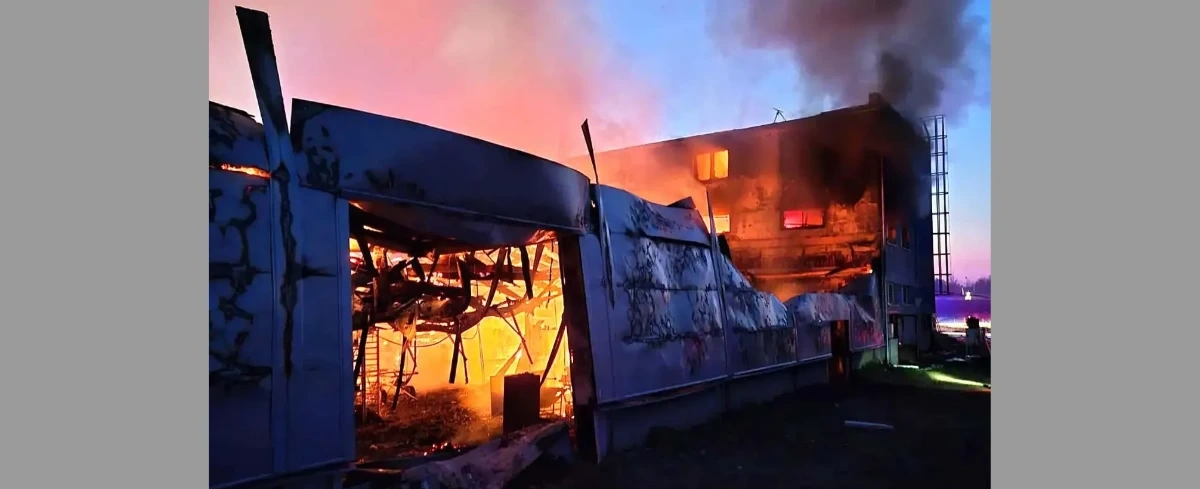 Atak terrorystyczny w Czechach. Fabryka produkującą uzbrojenie w ogniu
