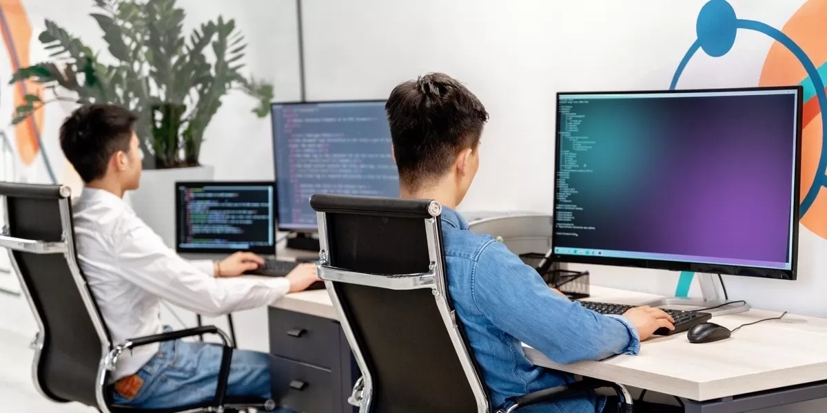 AI w IT: Programiści ustępują miejsca architektom systemów