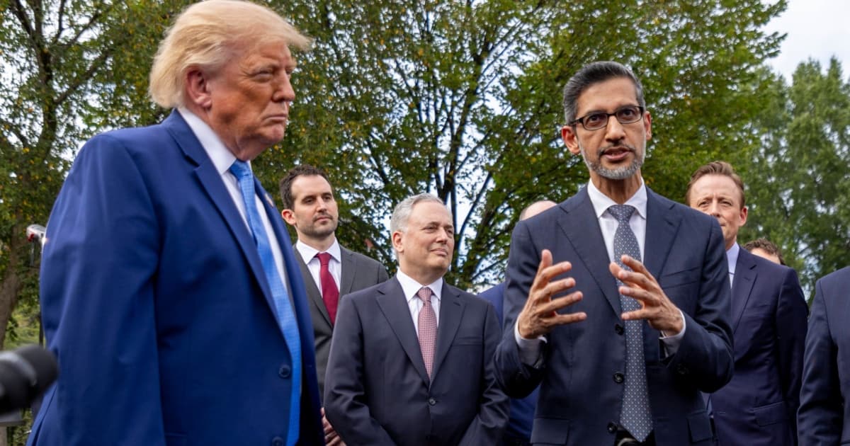Donald Trump chciał zmienić nazwę Oceanu Atlantyckiego na Ocean Trumpa.