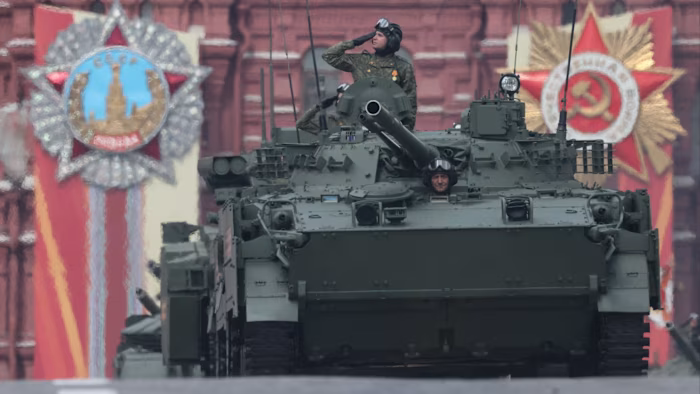 Obchody Dnia Zwycięstwa w Rosji będą ograniczone, bez pokazu sprzętu wojskowego. Ma zostać też wyłączona telefonia komórkowa