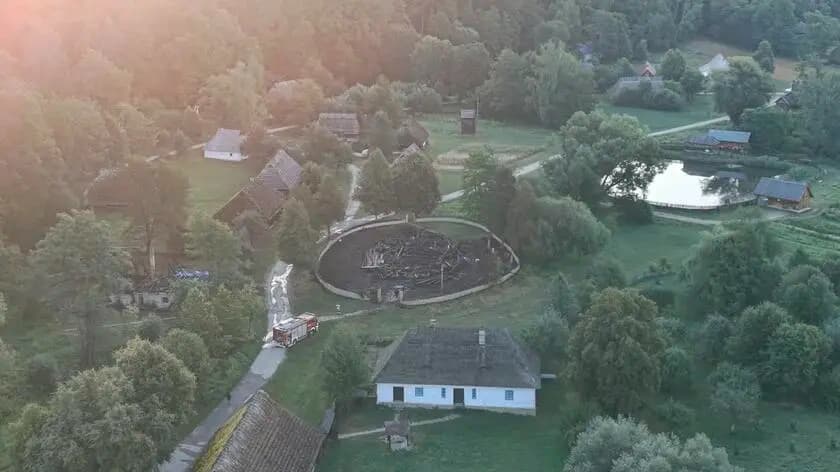 Wielki pożar skansenu w Sanoku. Spłonął bezcenny kościół św. Mikołaja