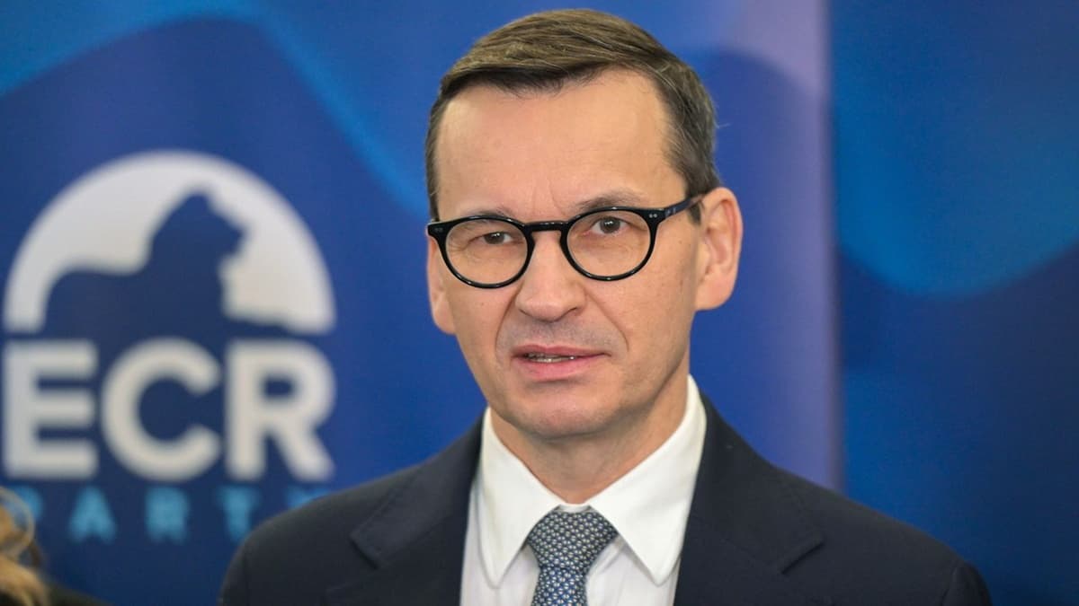 Morawiecki rezygnuje z szefostwa w Europejskich Konserwatystach i Reformatorach. Skupi się na „wyzwaniach w Polsce”