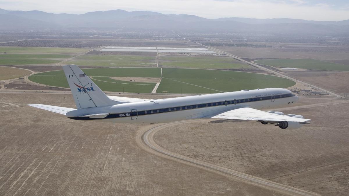 Koniec ery? NASA DC-8, największe latające laboratorium, wykonał ostatni lot