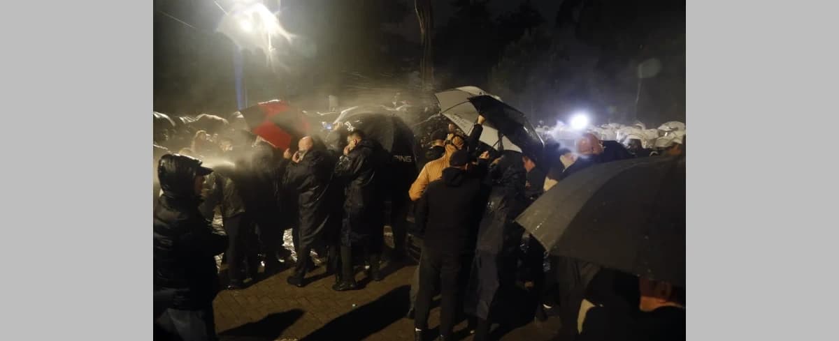 Albania. Tysiące protestujących piąty dzień z rzędu domagało się dymisji premiera