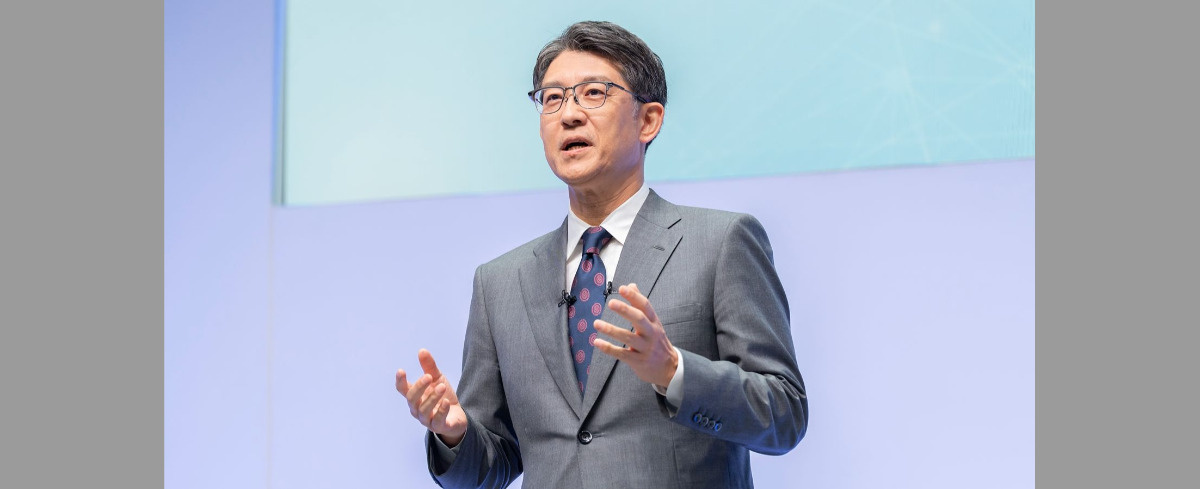 Toyota bije na alarm. Nadchodzi walka o przetrwanie w branży motoryzacyjnej