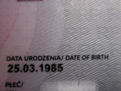 #latpezybywa #wpiszdupy #urodziny  Pijta ze mną oranżadę. Świętować nie zamierzam, po cichu bez ekscesów dotrwać do jutra.