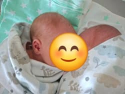 Z lekkim poślizgiem melduję, że 2 córki bez problemów urodziły się w sobotę. Skubane razem ważyły prawie 6 kilogramów #rodzicielstwo #dzieci #chwalesie