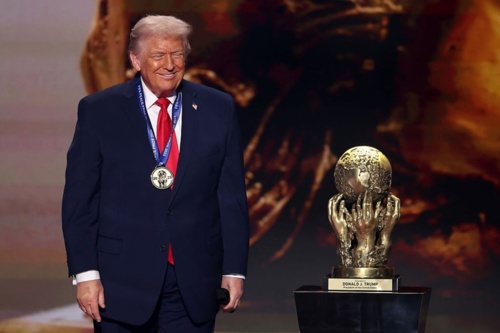 Donald Trump dostał Nagrodę Pokoju FIFA