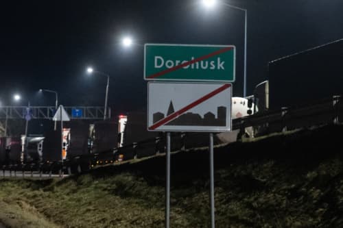 Dron uderzył w ciężarówkę ok. 800 m od polskiej granicy