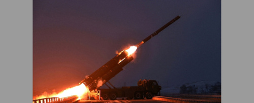 Korea Północna wystrzeliła 10 pocisków balistycznych. Alert w Tokio i w Seulu