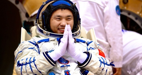 Chińczycy mogą wylądować na Księżycu przed Amerykanami