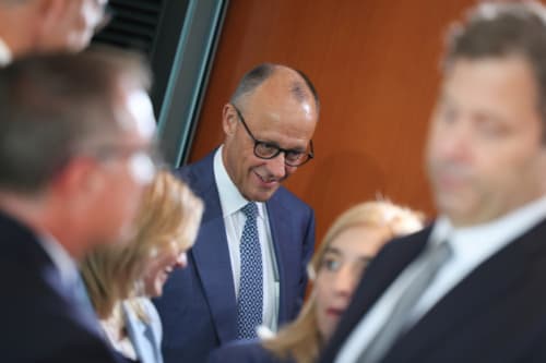 Nowe prawo w Niemczech.  Pracownicy będą musieli przedstawiać zwolnienie od pierwszego dnia choroby, a L4 przez telefon przejdą do historii