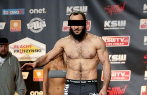 Były mistrz KSW zatrzymany. Policja znalazła u niego broń i amunicję