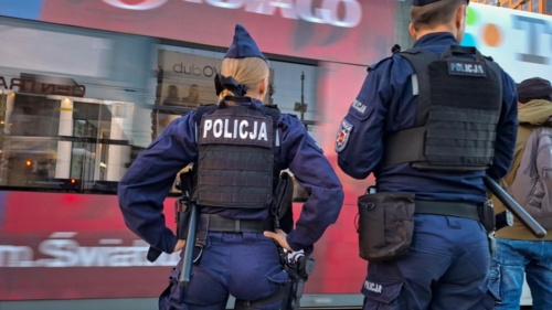 Pierwszy w Polsce napad na butelkomat. 50 groszy łupu, 10 lat więzienia