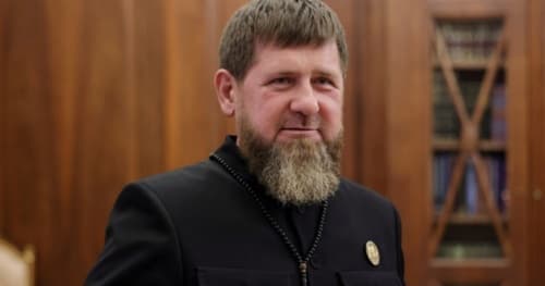 Przywódca Czeczenii Ramzan Kadyrow znowu wygrał wybory - zdobył 99,85% głosów. Nie chciał się ubiegać o kolejną kadencję, ale był "zmuszony"