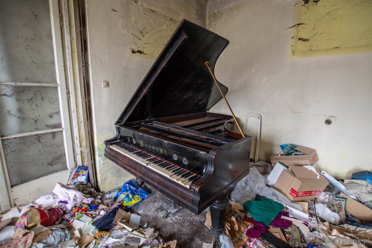 Ciekawe odkrycie w jednym z opuszczonych domów