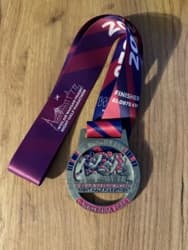 Wizz Air Warsaw Praski Night Half Marathon No to tak. Od paru edycji obserwowałam ten bieg i postanowiłam, że w tym roku go przebiegnę, bo po prostu podobała mi się impreza. Zgadaliśmy się ze znajomymi na szybki wypad do WWA gdzie każdy z nas pobiegnie po swoje i przy okazji miło spędzimy