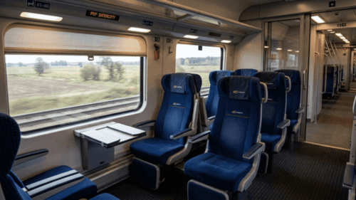 Bilet kolejowy bez gwarancji miejsca w PKP Intercity – wszystko co musisz o tym wiedzieć!