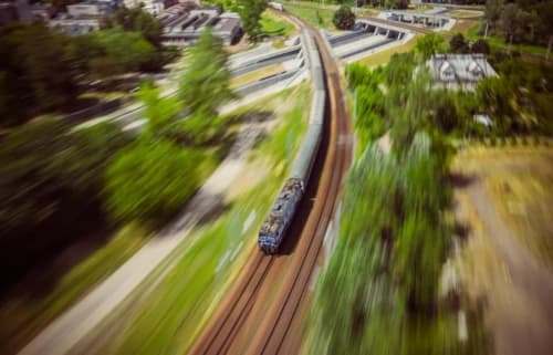Klimczak: w przyszłym roku pierwsze pociągi PKP Intercity pojadą CMK z prędkością 250 km/h
