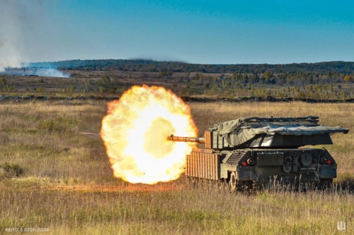 Ukraiński Leopard 1A5 na „polowaniu”. Czołg i dron rozbijają rosyjską piechotę